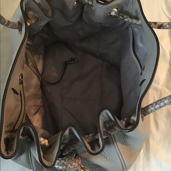 Michael Kors Large Dalia Leather Tote - Picture 3 of 3